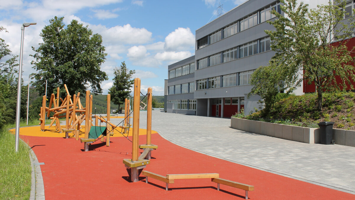 Cour de récréation école Burbach-Neunkirchen